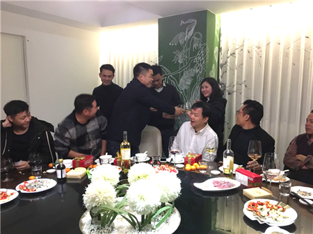 歲末狂歡！2018 IDAC彥翔設(shè)計(jì)迎新答謝年會(huì)  